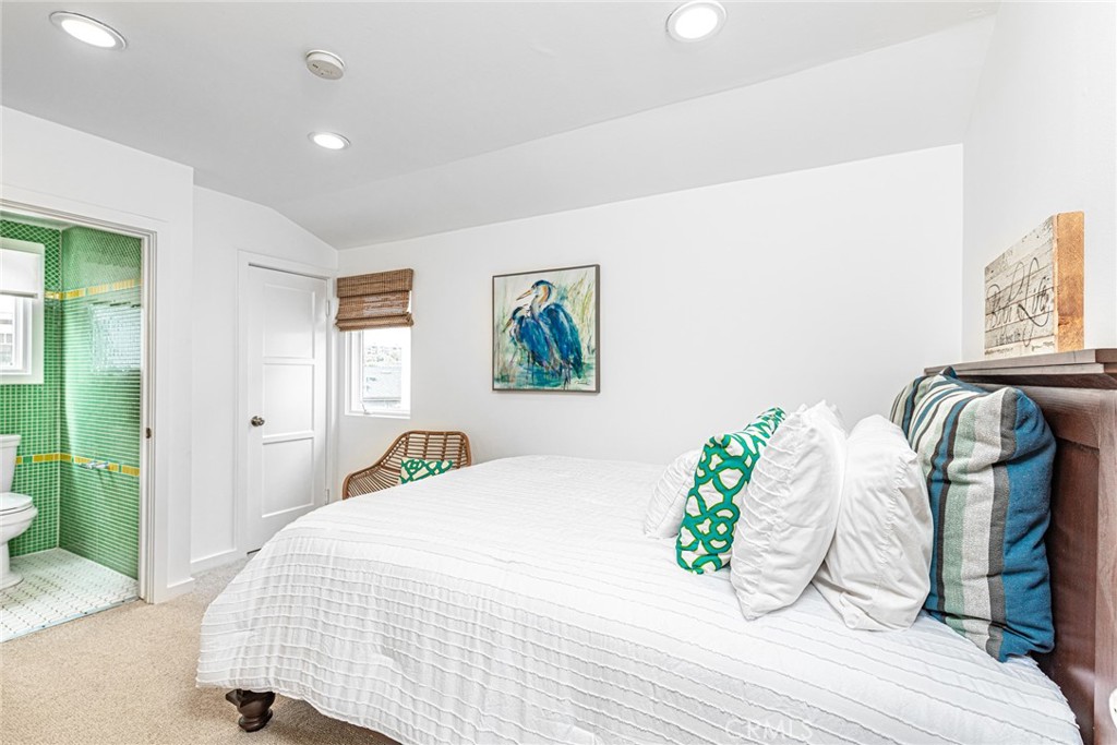 MLS #NP25161098 image #12