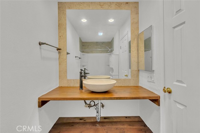 MLS #NP25174384 image #12