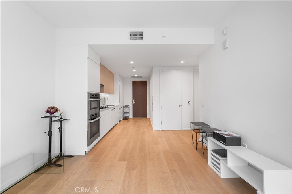 MLS #NP25175092 image #6