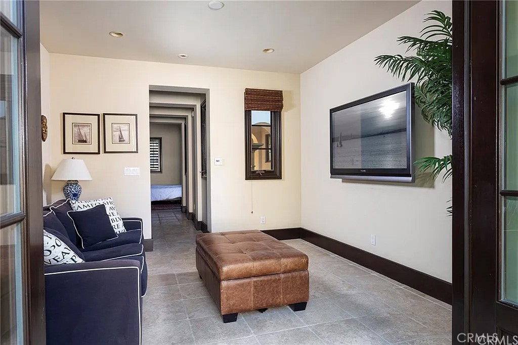 MLS #NP25178567 image #28