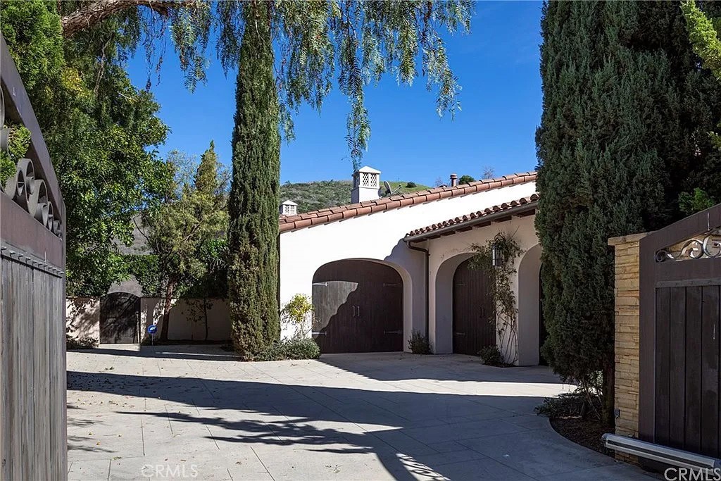 MLS #NP25178567 image #30