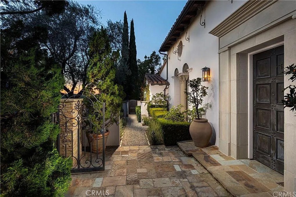 MLS #NP25178567 image #5