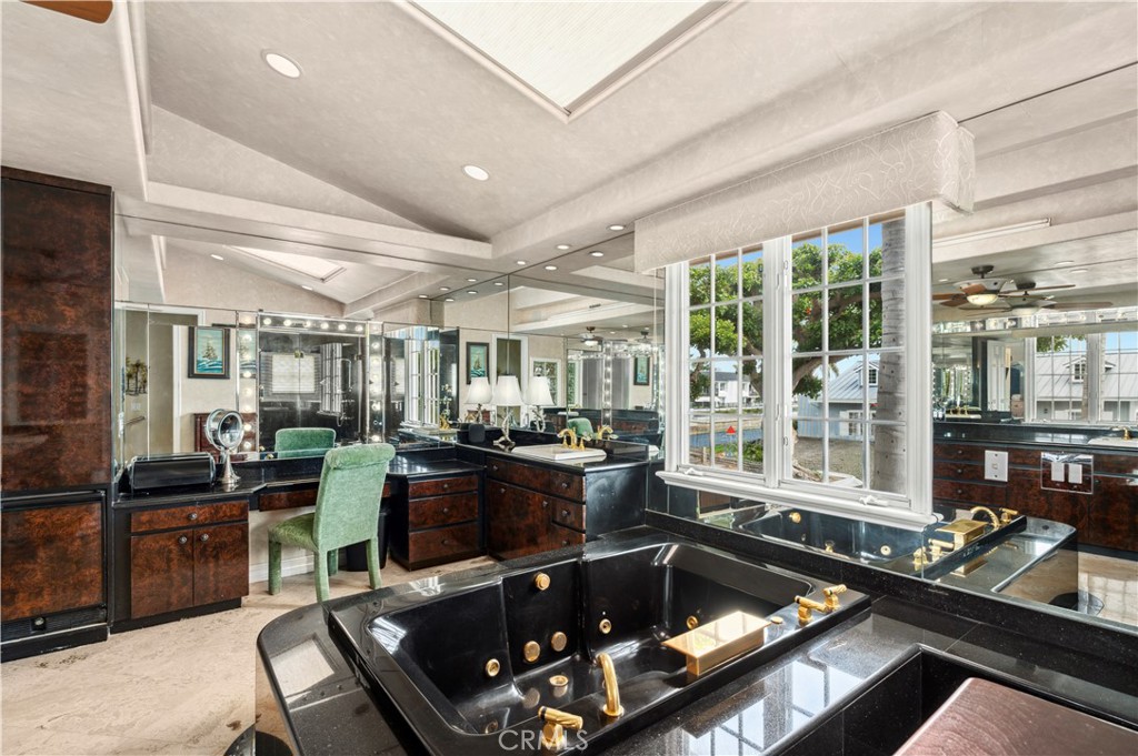 MLS #NP25180778 image #18