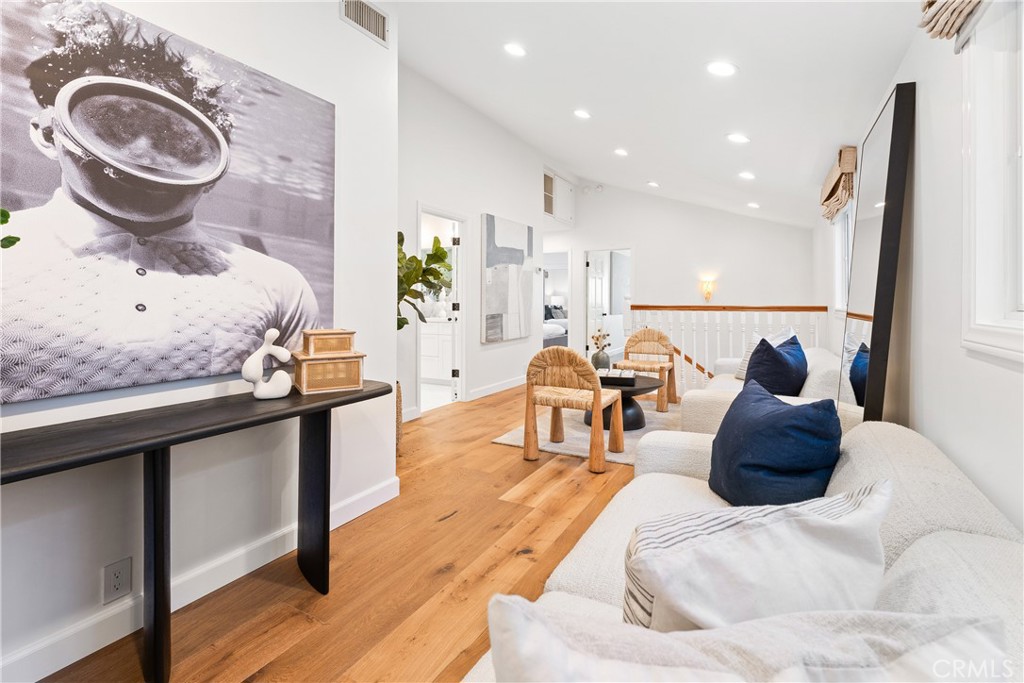 MLS #NP25184206 image #25