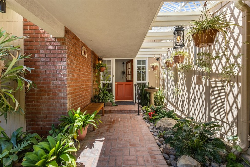 MLS #NP25184410 image #6