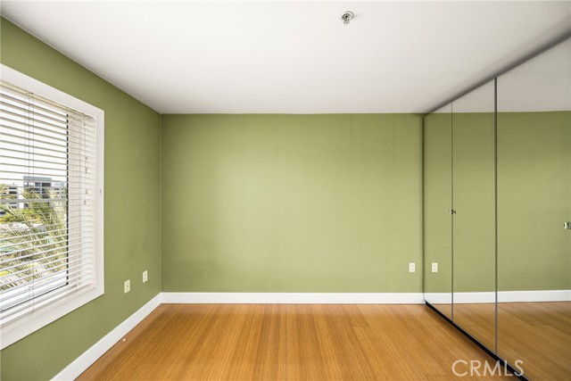 MLS #NP25184977 image #25