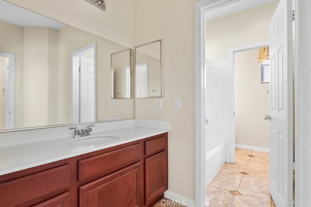 MLS #NP25185602 image #26