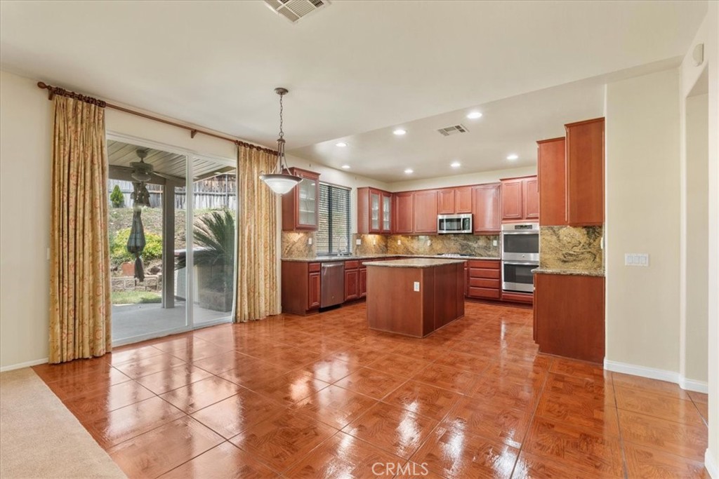 MLS #NP25185602 image #6