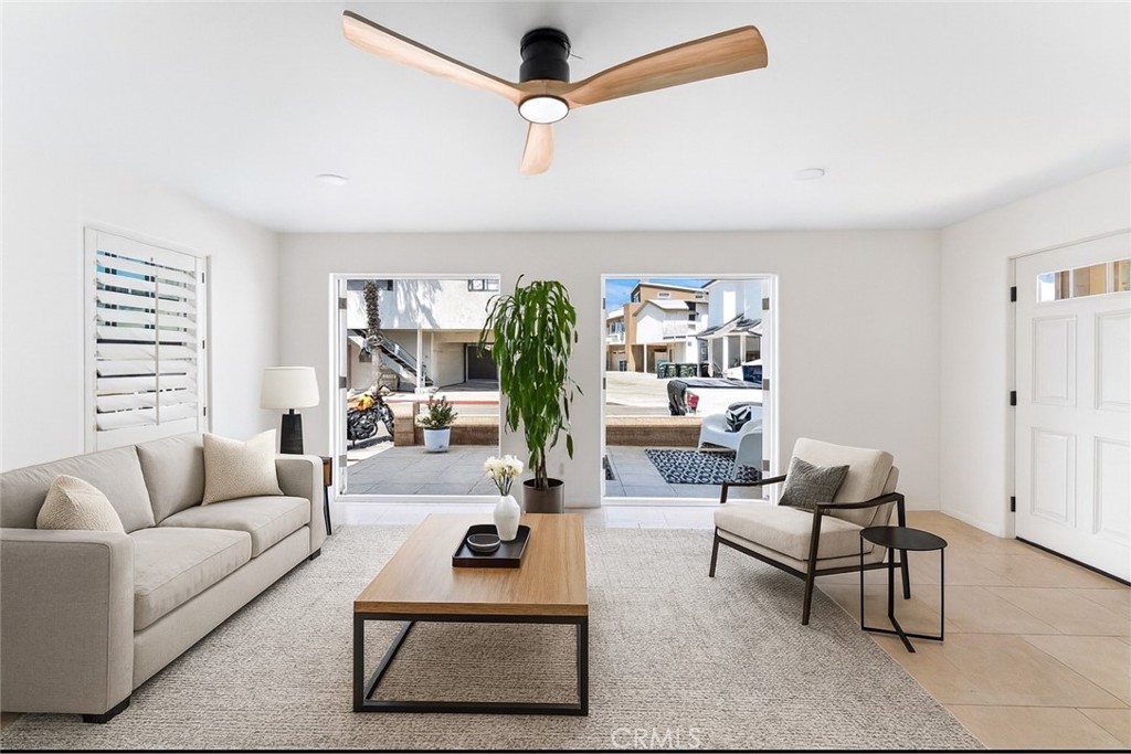 MLS #NP25185763 image #0