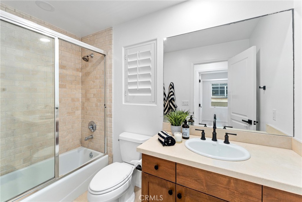 MLS #NP25185763 image #10