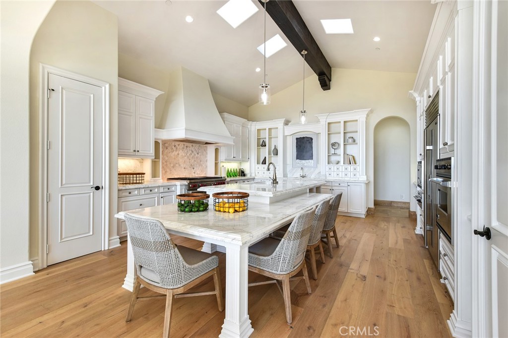 MLS #NP25185879 image #25