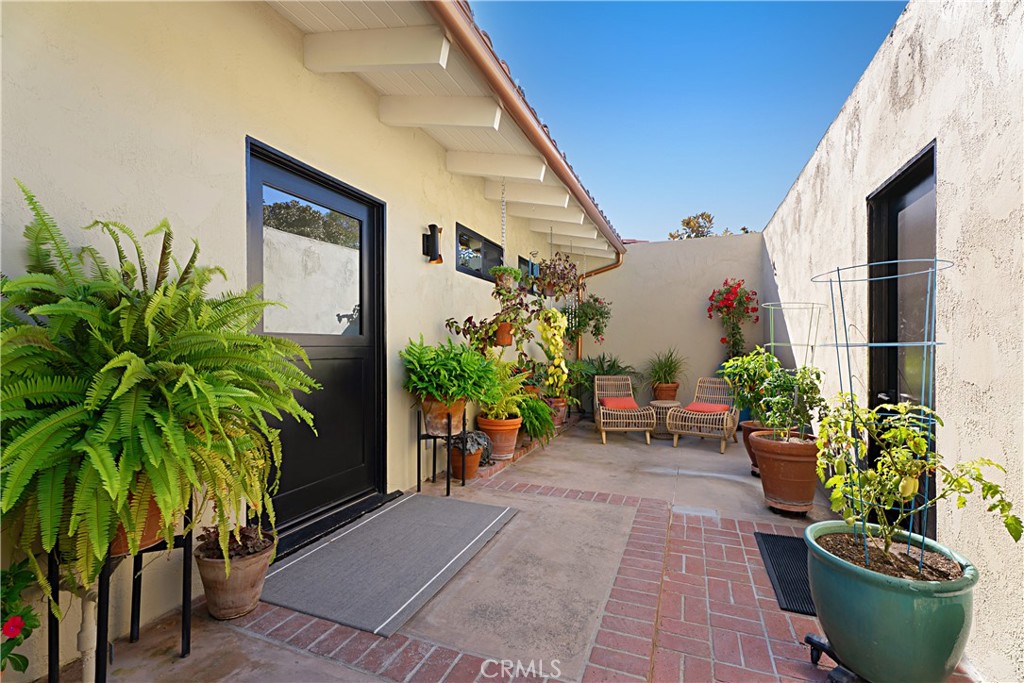 MLS #NP25185990 image #6