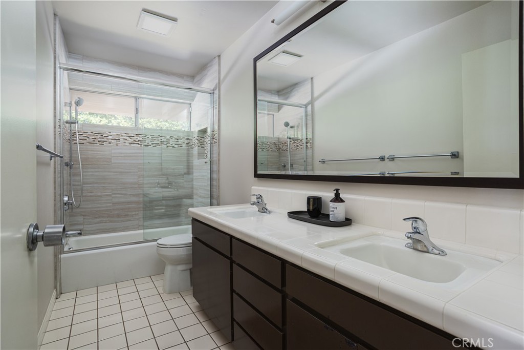 MLS #NP25187933 image #18