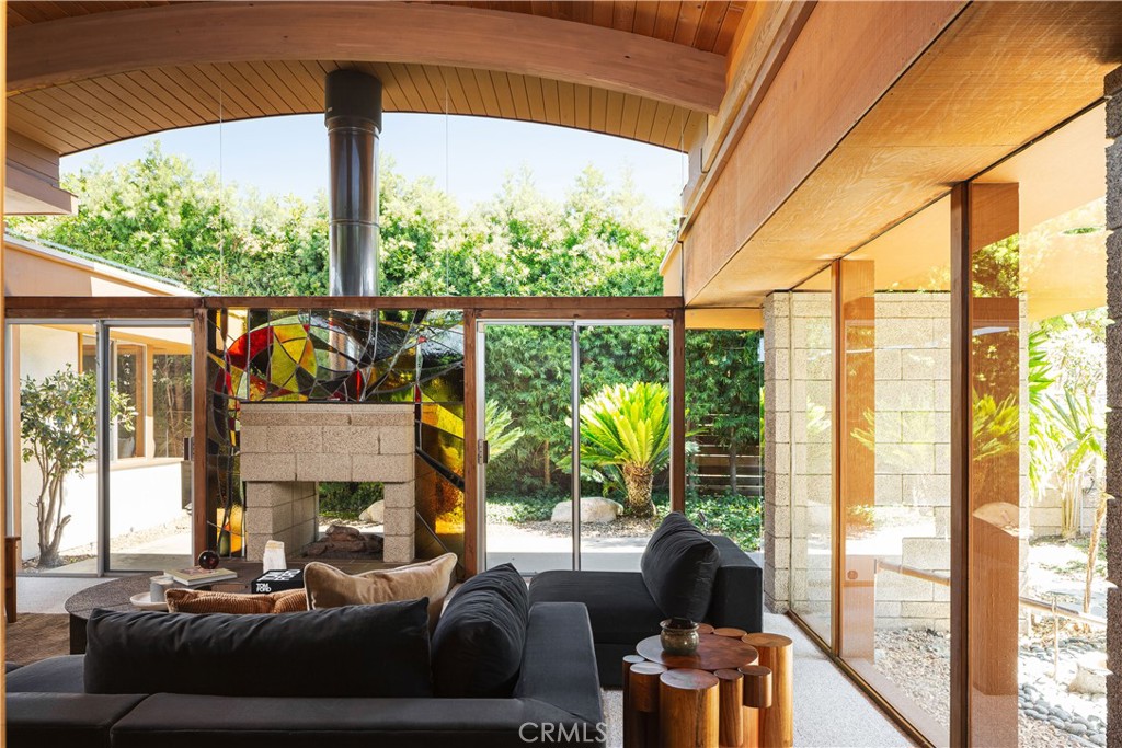 MLS #NP25187933 image #3