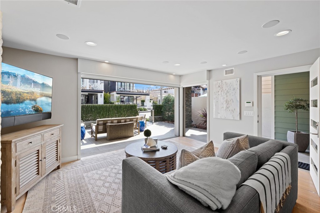 MLS #NP25188390 image #4