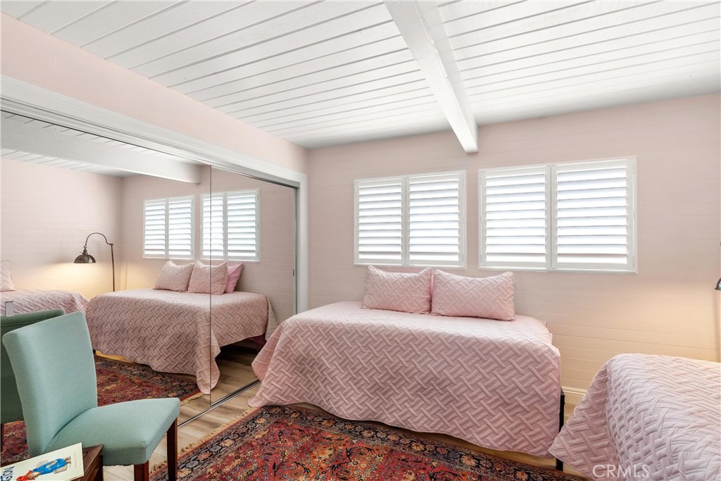 MLS #NP25190418 image #15