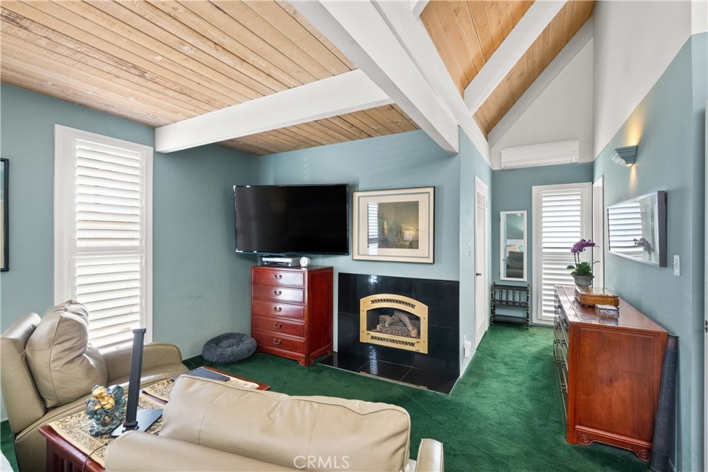 MLS #NP25190418 image #19