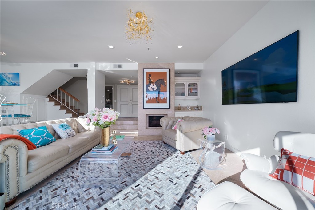 MLS #NP25191059 image #2