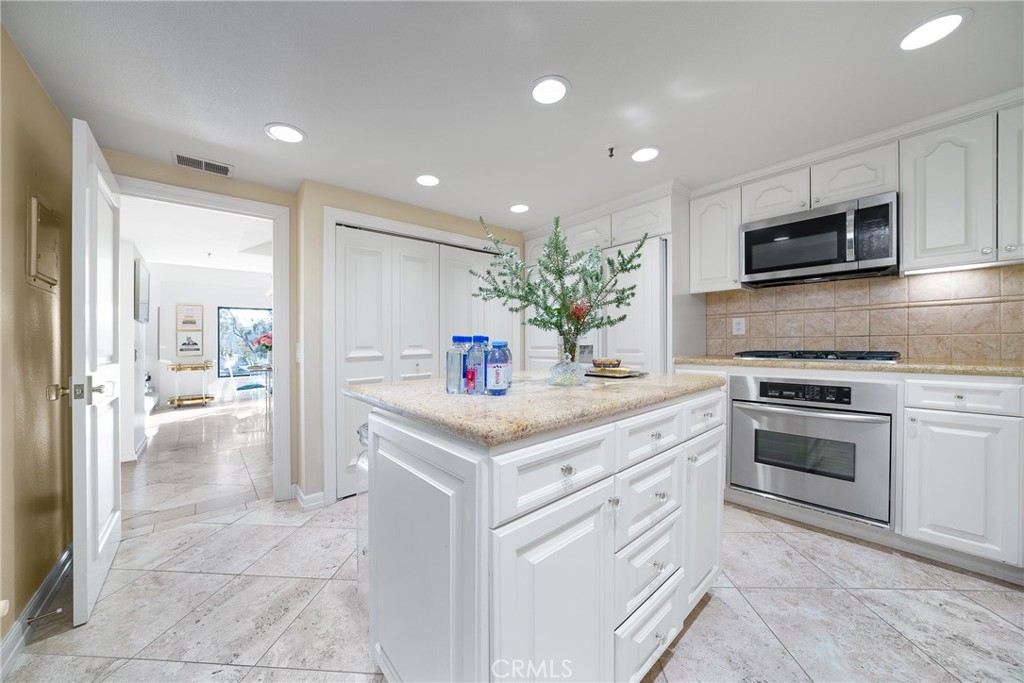 MLS #NP25191059 image #7