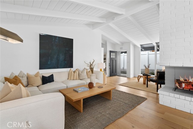 MLS #NP25191073 image #2