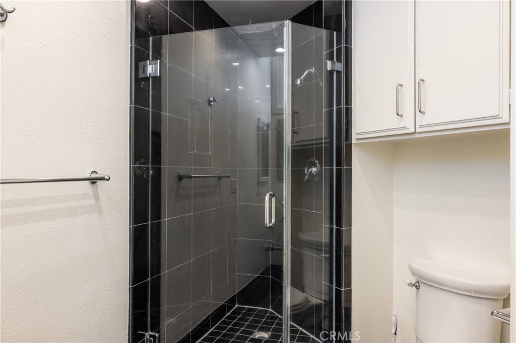 MLS #NP25192312 image #25