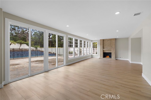 MLS #NP25192399 image #9