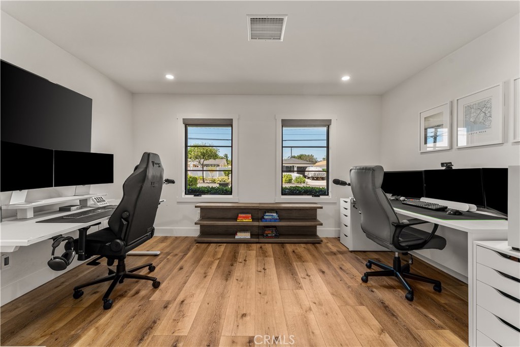 MLS #NP25192580 image #16