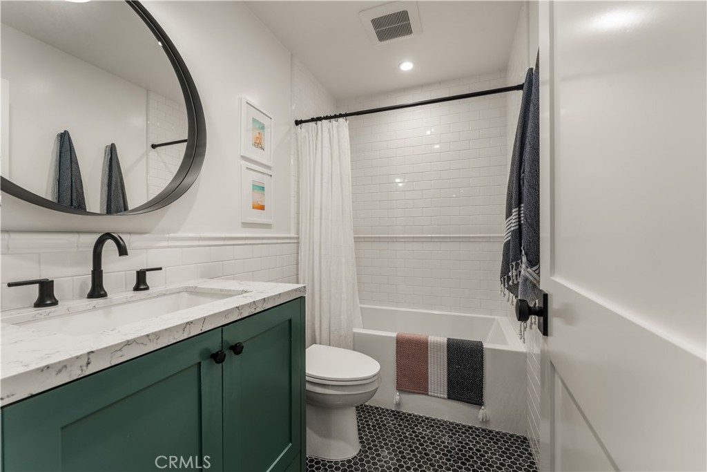 MLS #NP25192580 image #30