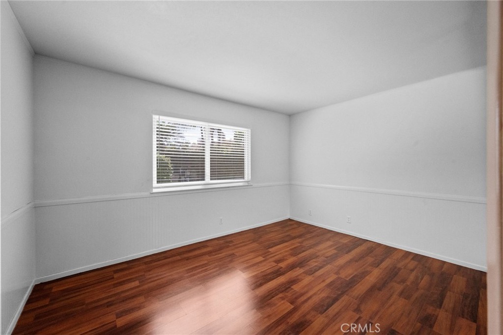 MLS #NP25193354 image #25