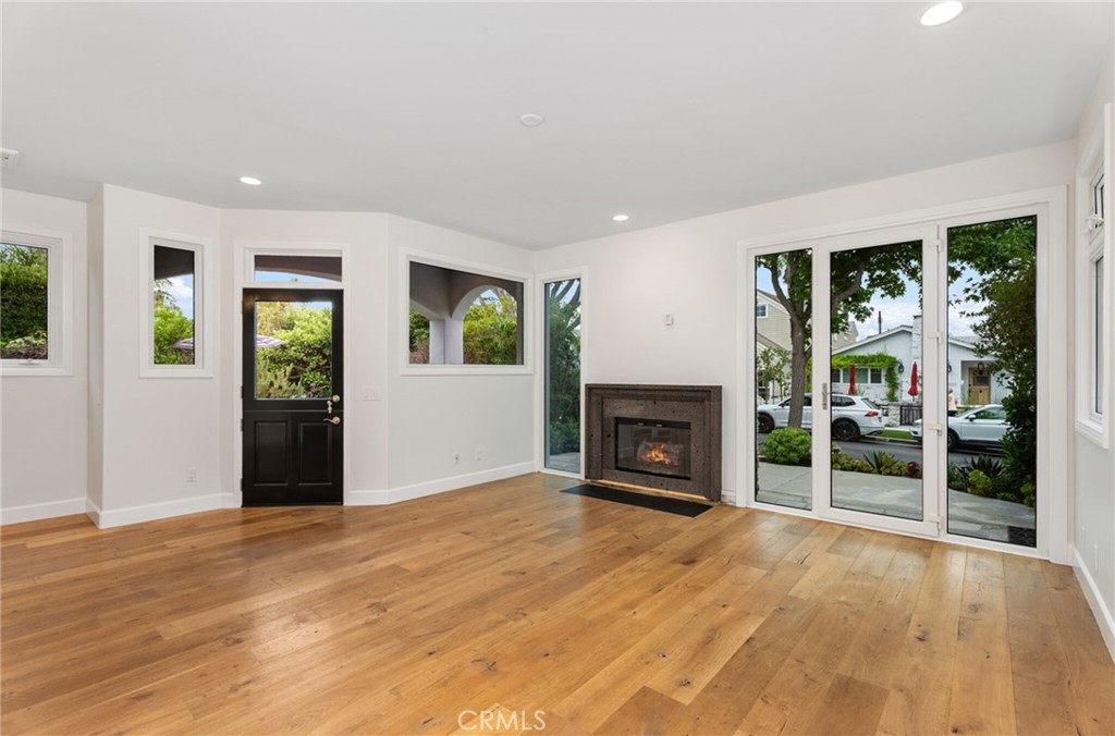 MLS #NP25194500 image #2