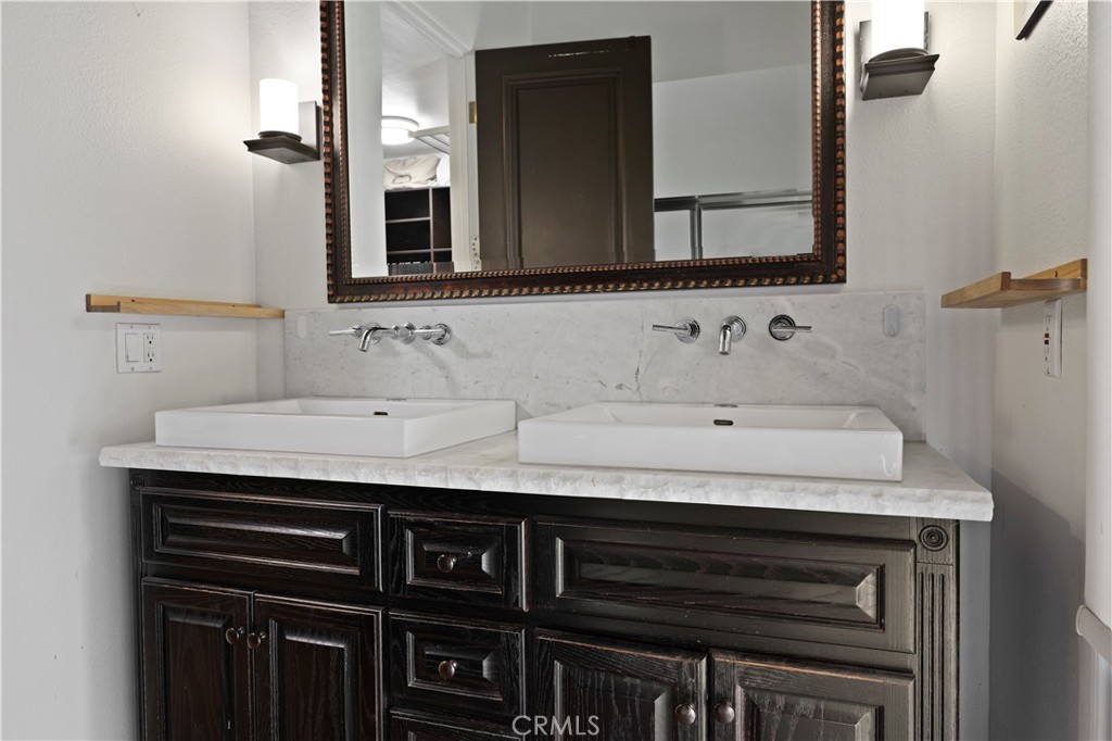 MLS #NP25195009 image #15