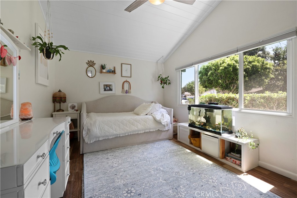 MLS #NP25195009 image #17