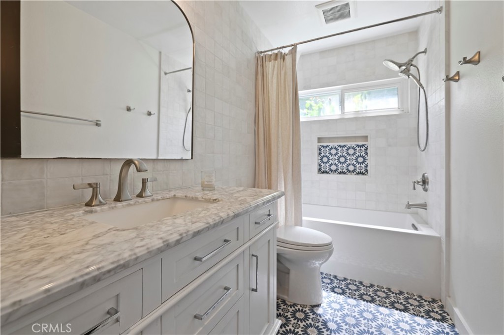 MLS #NP25195009 image #20