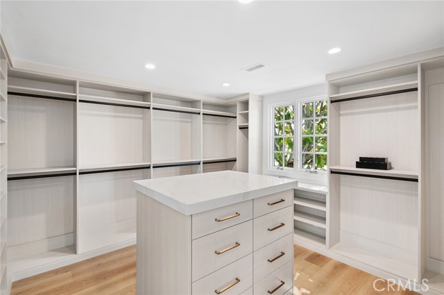 MLS #NP25195610 image #24