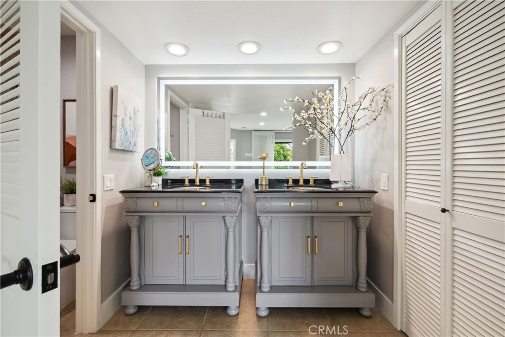 MLS #NP25195799 image #8