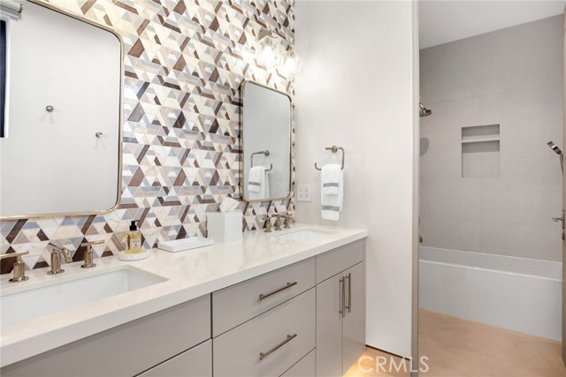 MLS #NP25195952 image #33