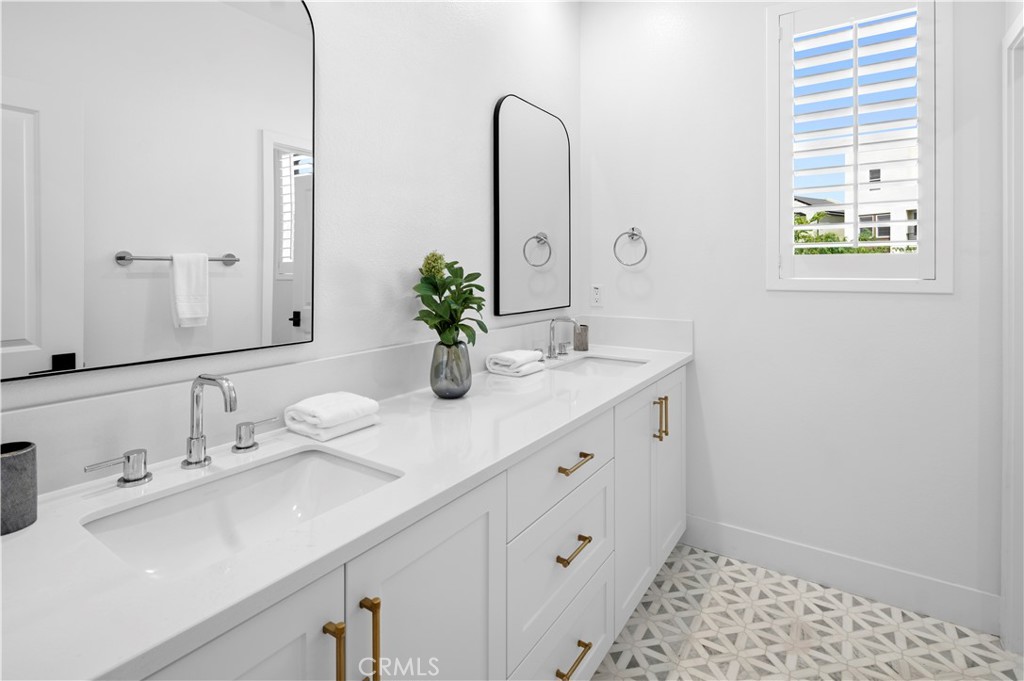 MLS #NP25196022 image #13