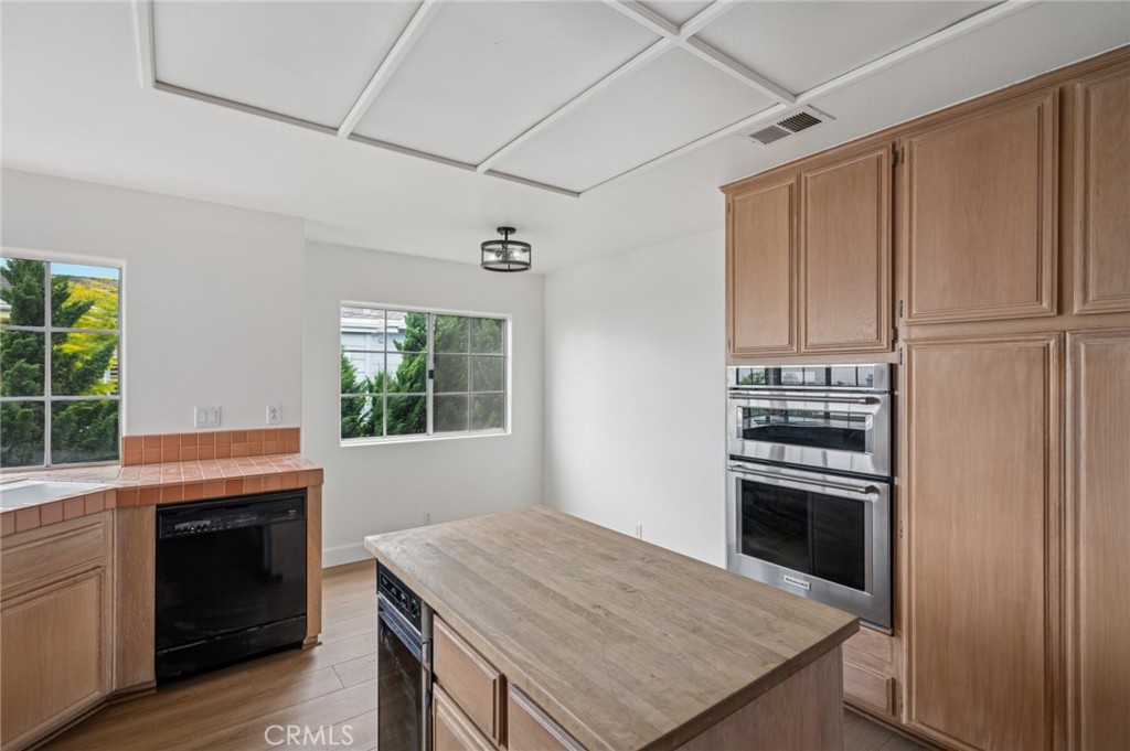 MLS #NP25196845 image #14