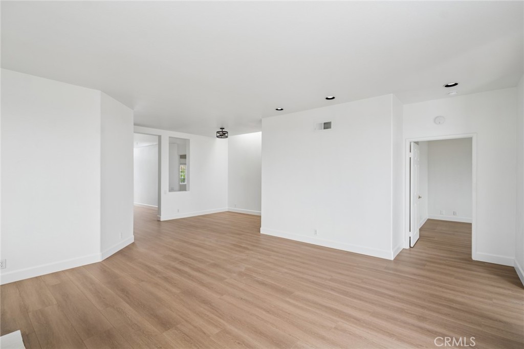 MLS #NP25196845 image #8