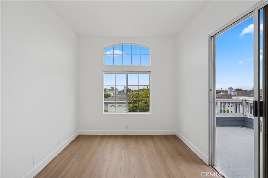 MLS #NP25196845 image #9