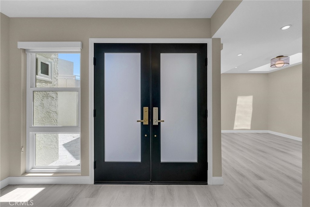 MLS #NP25198040 image #1