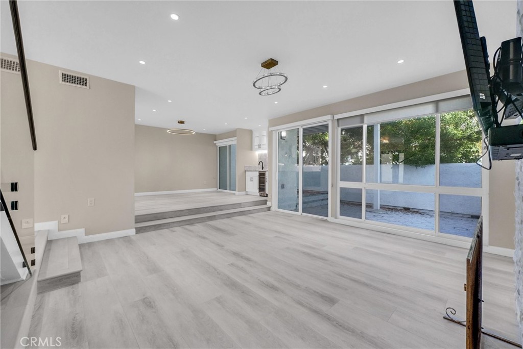 MLS #NP25198040 image #19