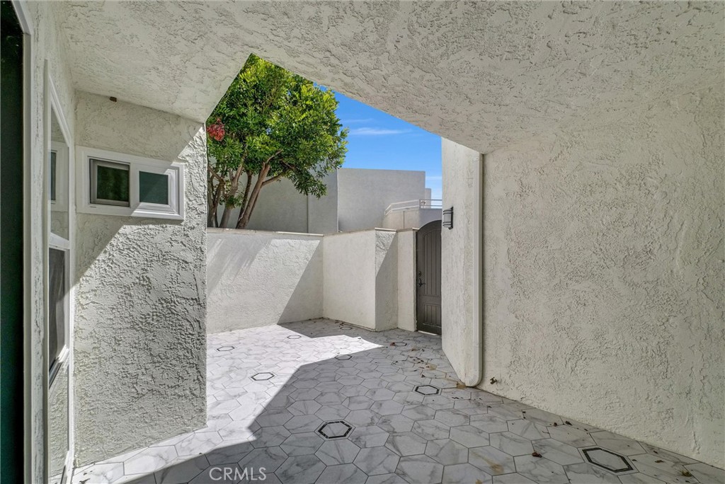 MLS #NP25198040 image #24