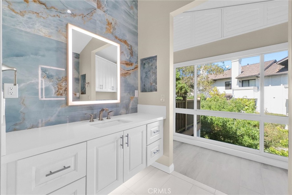 MLS #NP25198040 image #9