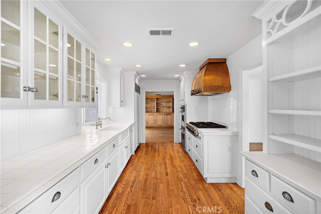 MLS #NP25198183 image #12