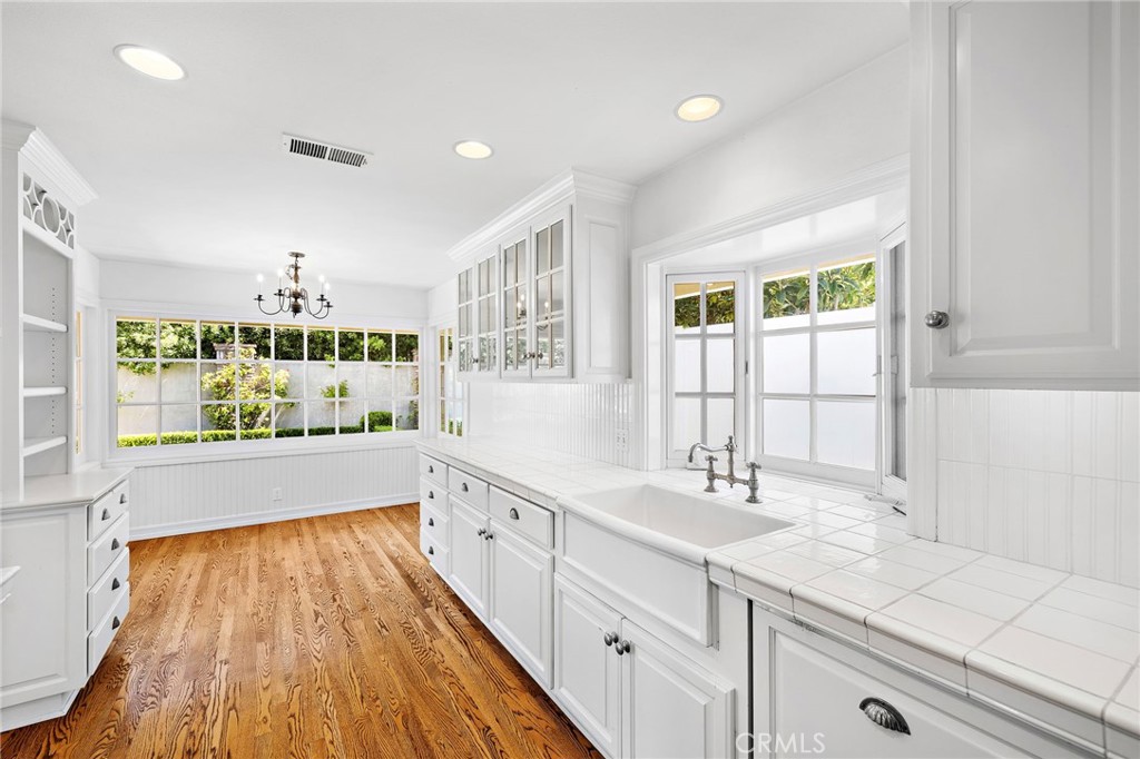 MLS #NP25198183 image #15