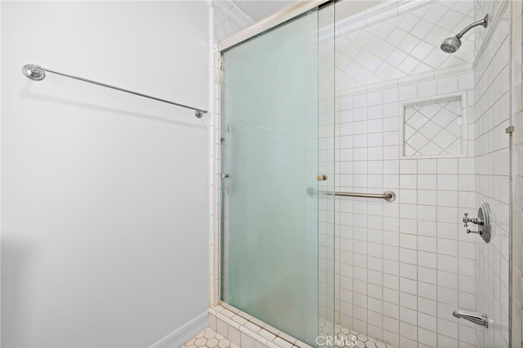 MLS #NP25198183 image #32