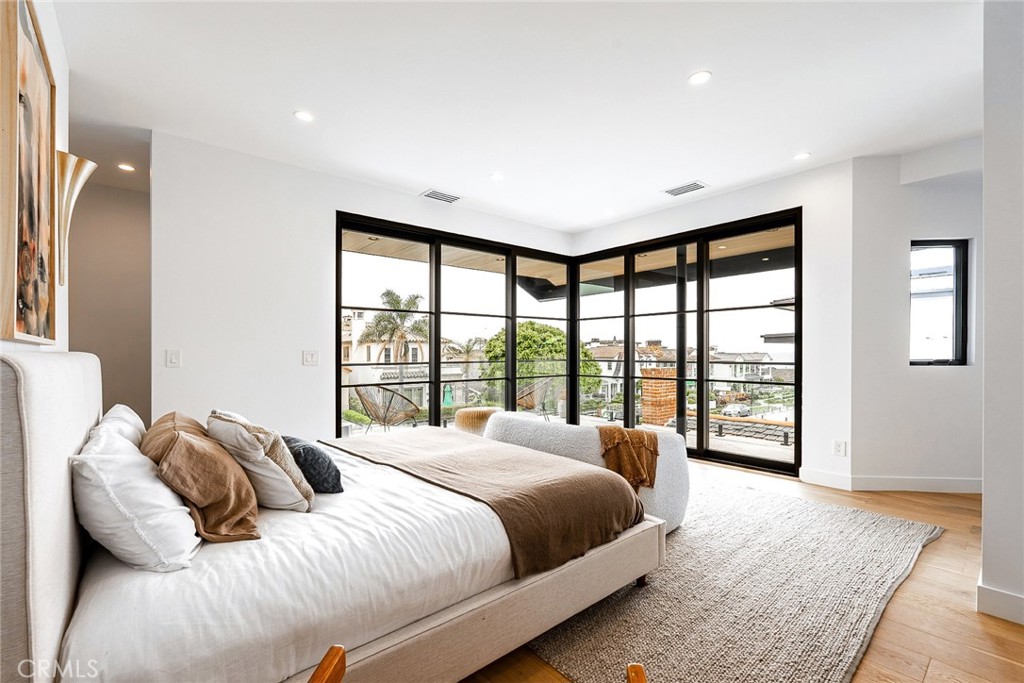 MLS #NP25200659 image #33