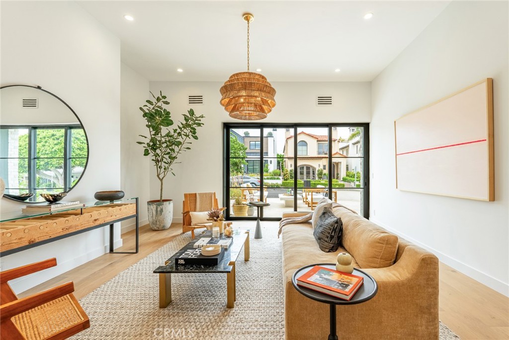 MLS #NP25200659 image #6