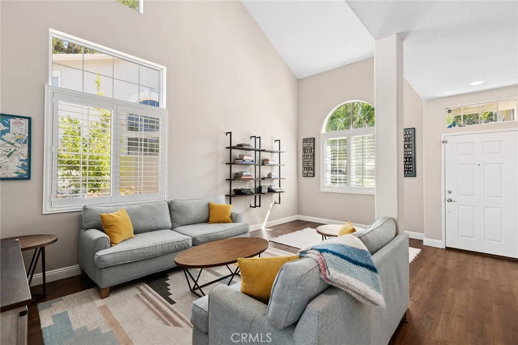 MLS #NP25203534 image #2